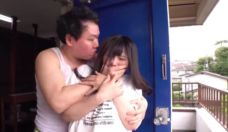 Tình đầu của tôi đã bị gã cạnh nhà quan hệ tơi tả